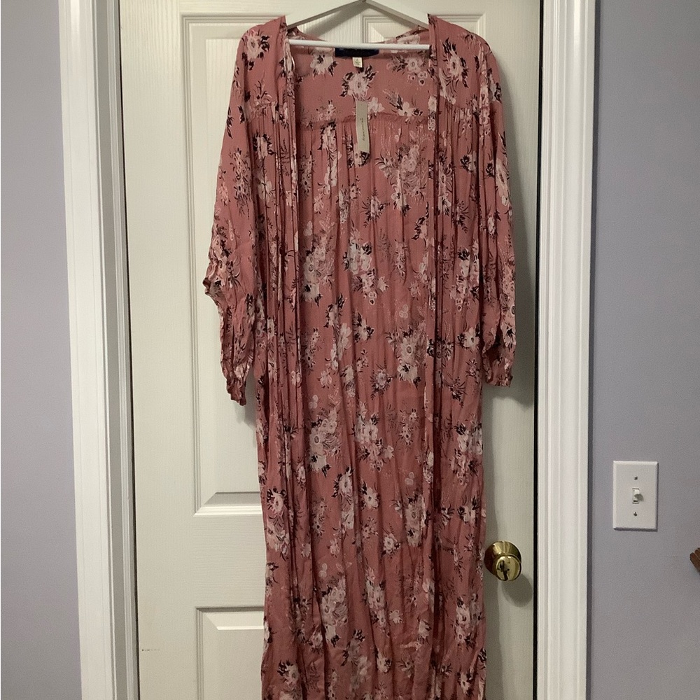 Women’s duster cover up. Pink/Mauve size L. Blue Rain brand. Cotton, new w/tags